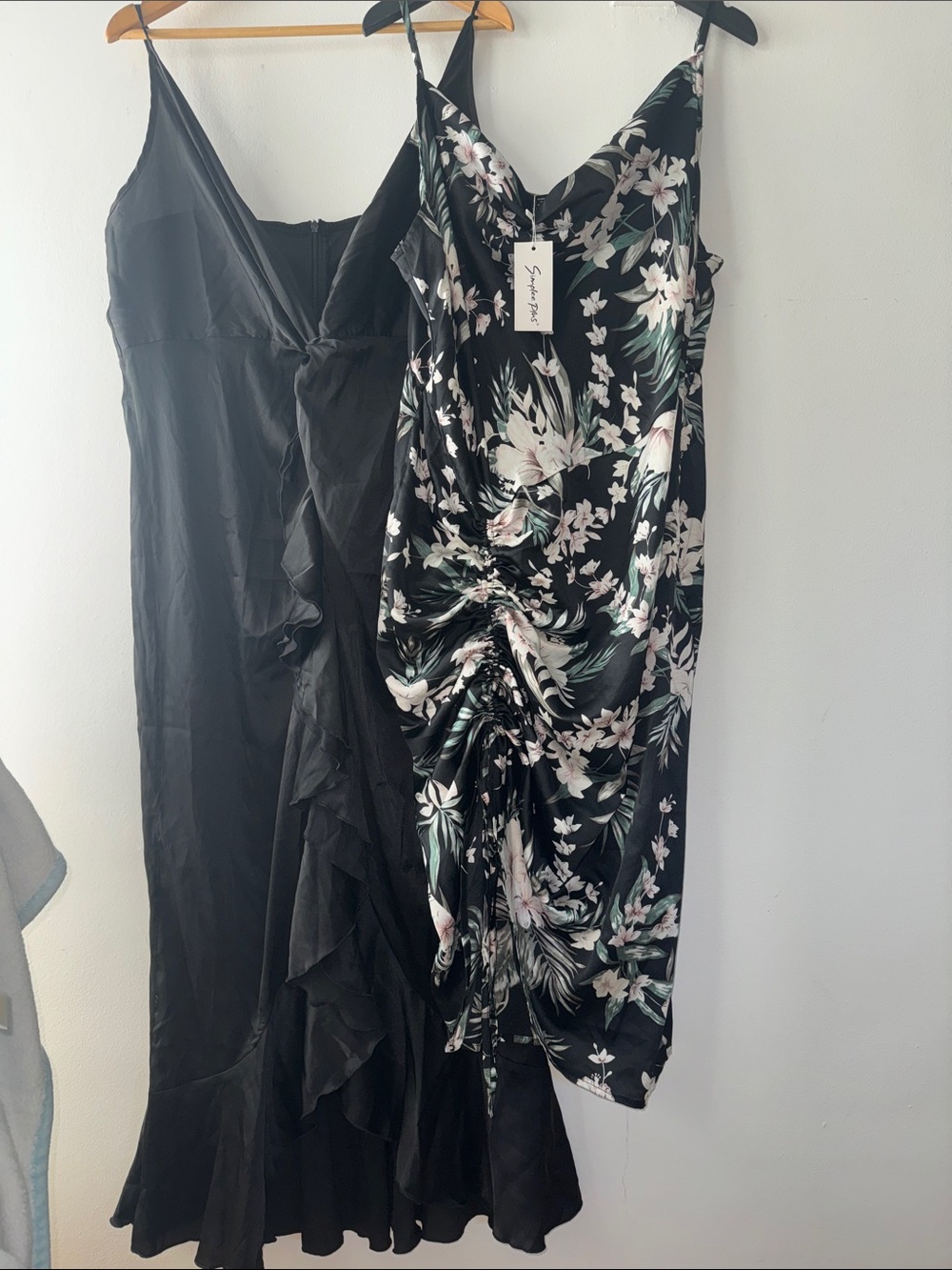 Bundle 2 stretchy women's 3X dressed Soprano Black Floral Ruched Slip Midi Dress